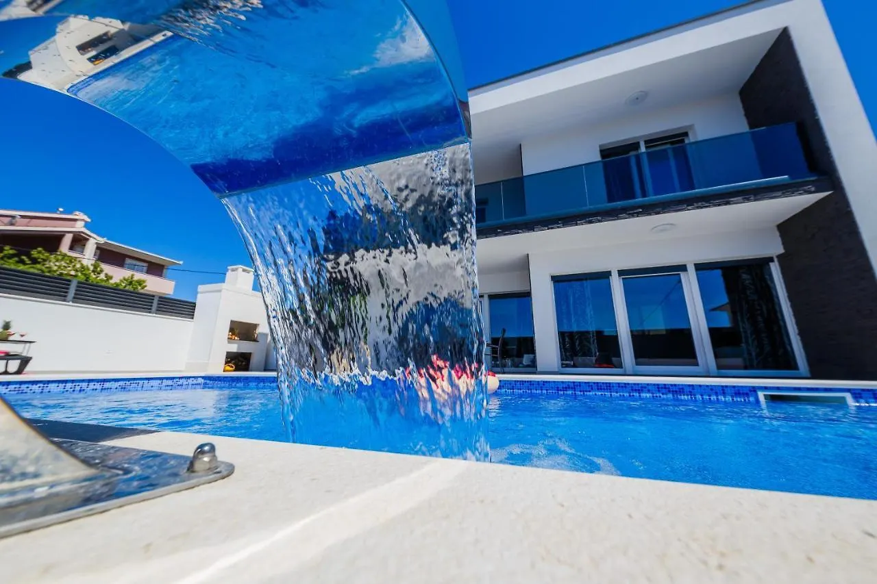 Villa Vila Morena Kastela