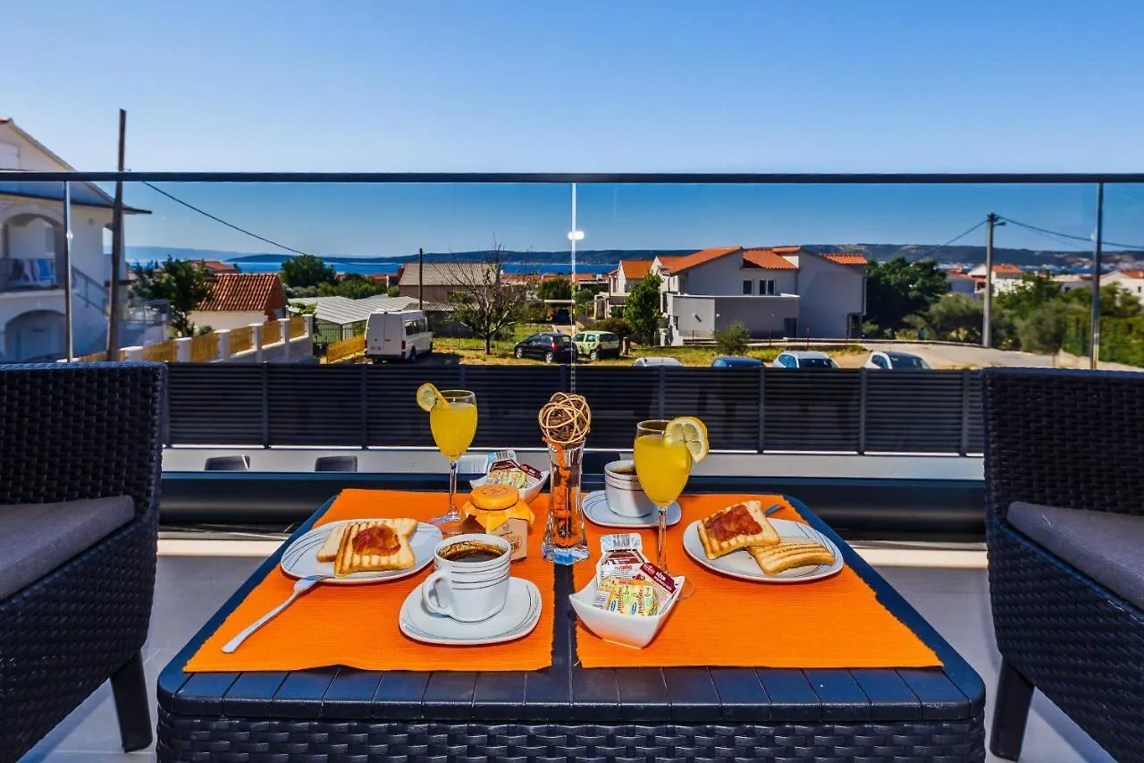 Vila Morena Kastela