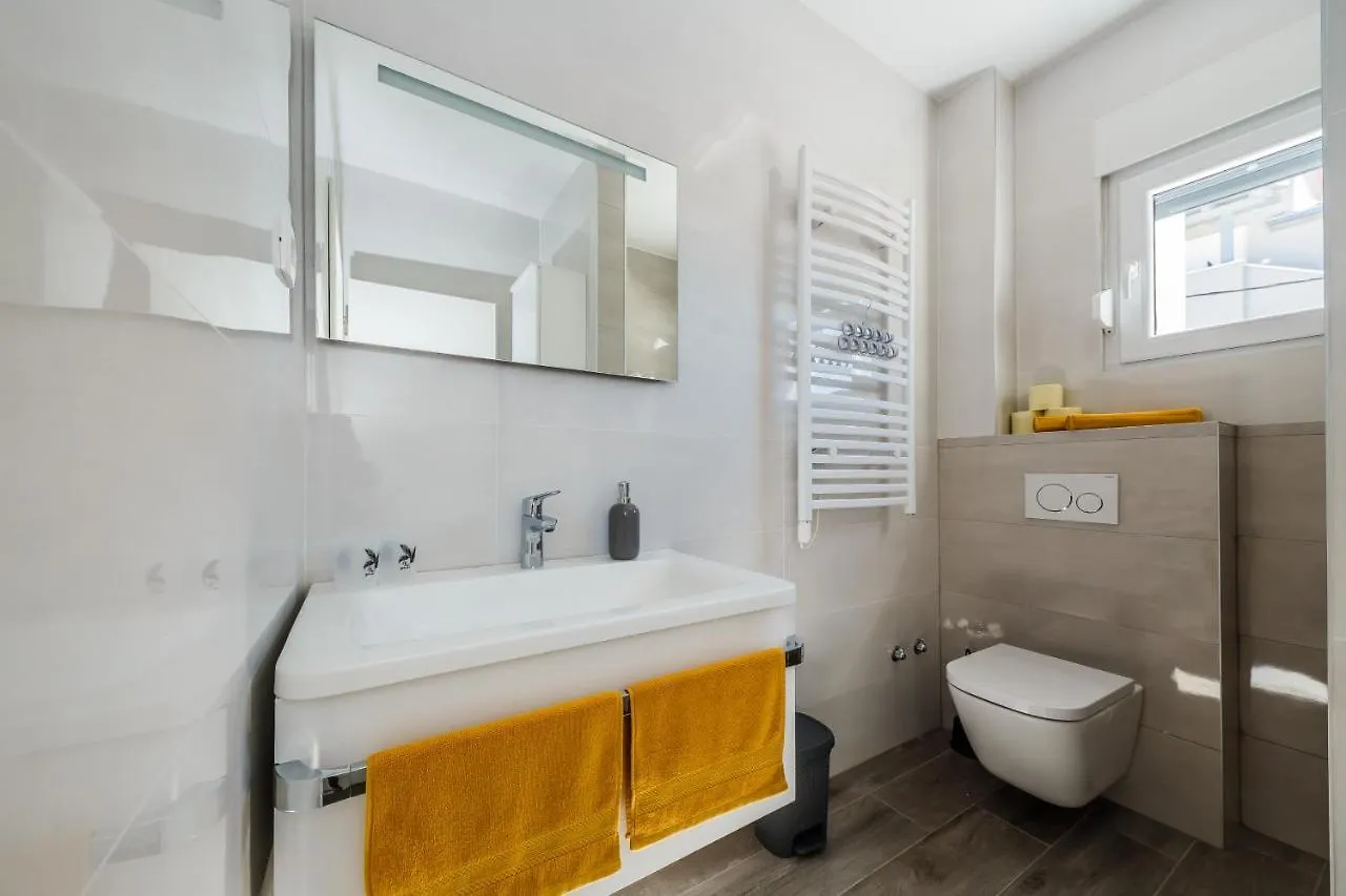 Vila Morena Kastela Villa